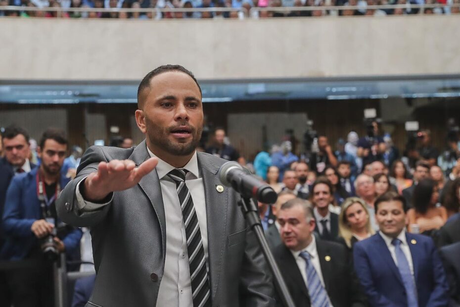 Deputado-Do-Carmo-Toma-Posse-do-Mandato