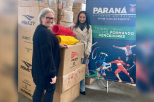 Entrega de Kit Esportivo ao Colégio Itacelina Bittencourt