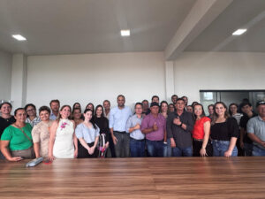 Deputado Do Carmo visita mais de 30 municípios do Paraná para fortalecer parcerias e reafirmar compromissos.