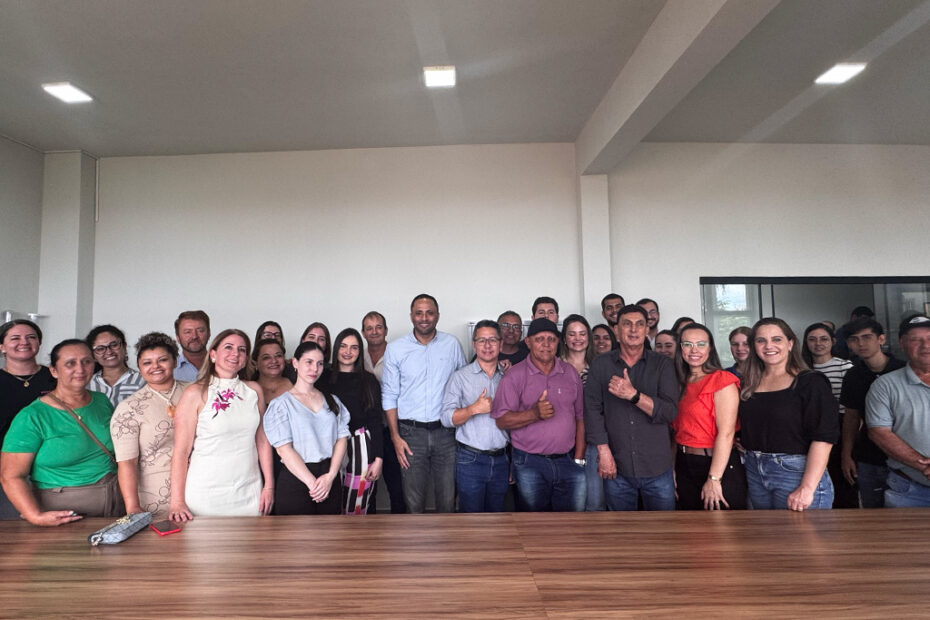 Deputado Do Carmo visita mais de 30 municípios do Paraná para fortalecer parcerias e reafirmar compromissos.