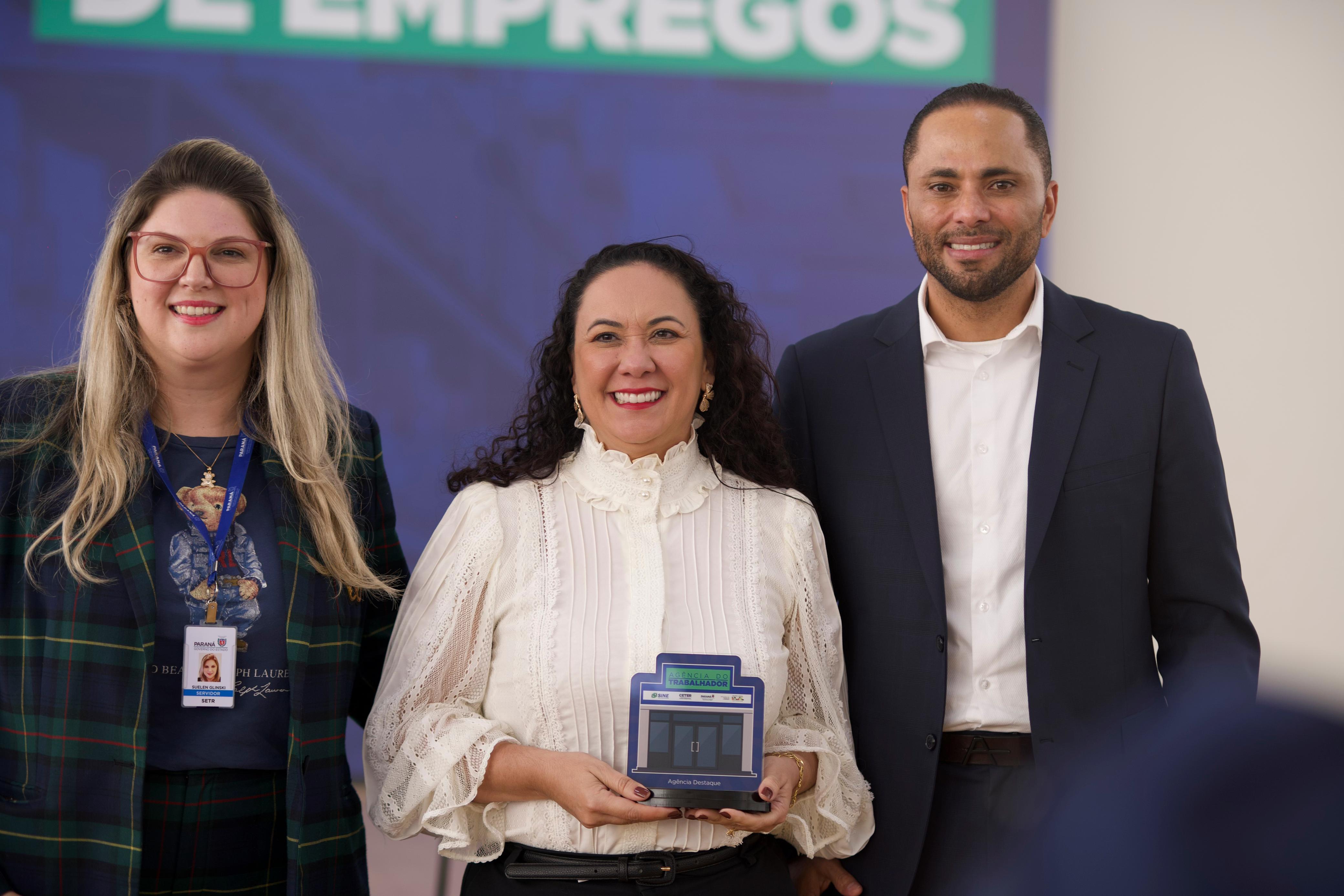 Reconhecimento ao esforço e resultados: secretário Do Carmo premia Agências do Trabalhador que mais se destacaram no Paraná8