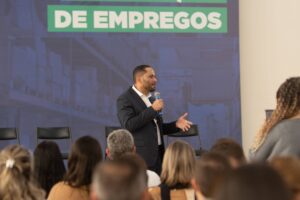 Reconhecimento ao esforço e resultados: secretário Do Carmo premia Agências do Trabalhador que mais se destacaram no Paraná8