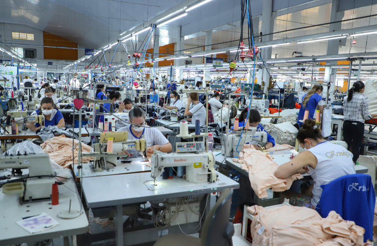 Do Carmo destaca liderança do Paraná na geração de empregos em 2025